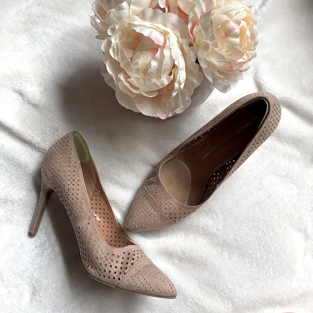 Studded nude heals